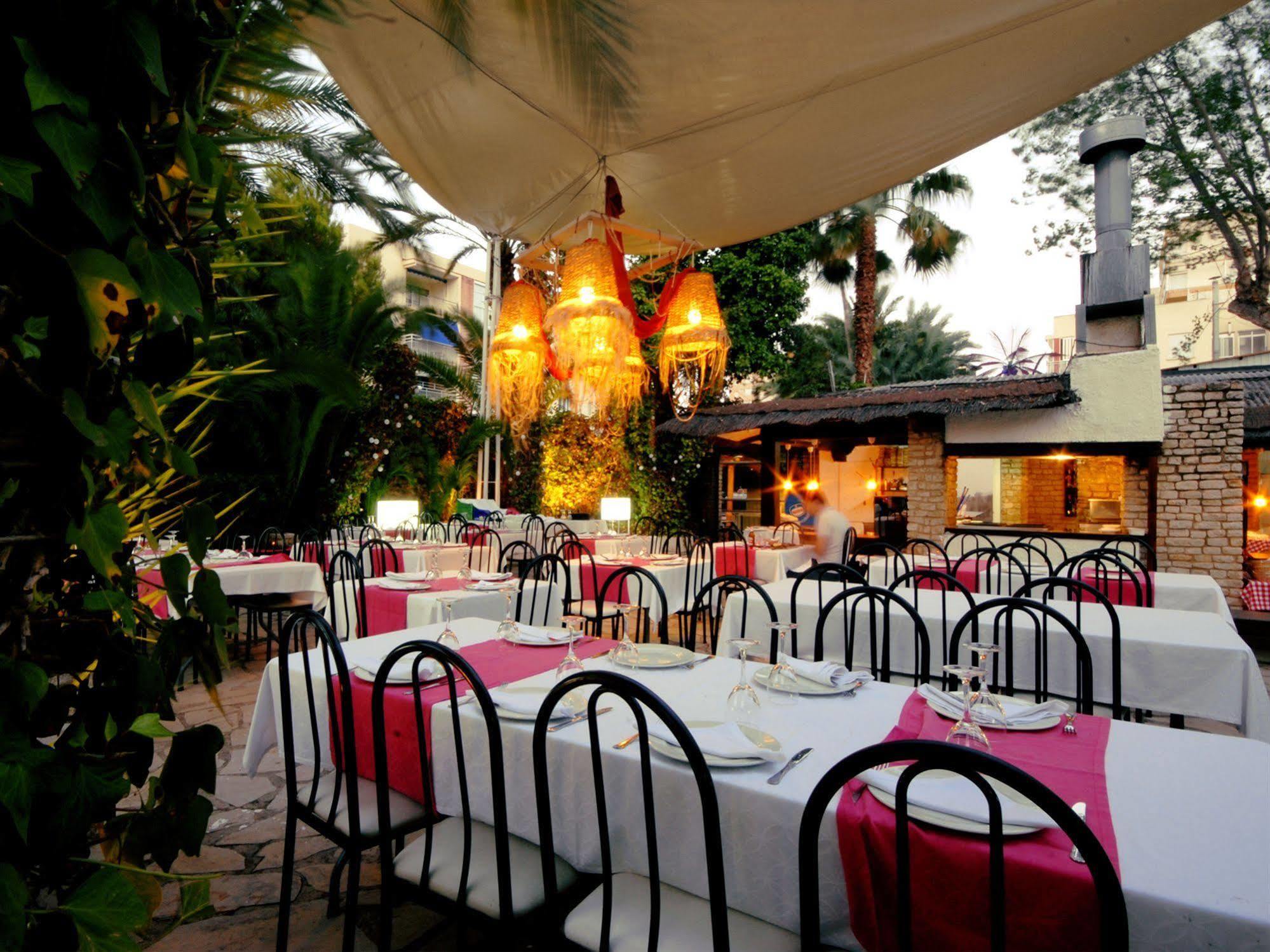 Hotel Safari Gandía Εξωτερικό φωτογραφία